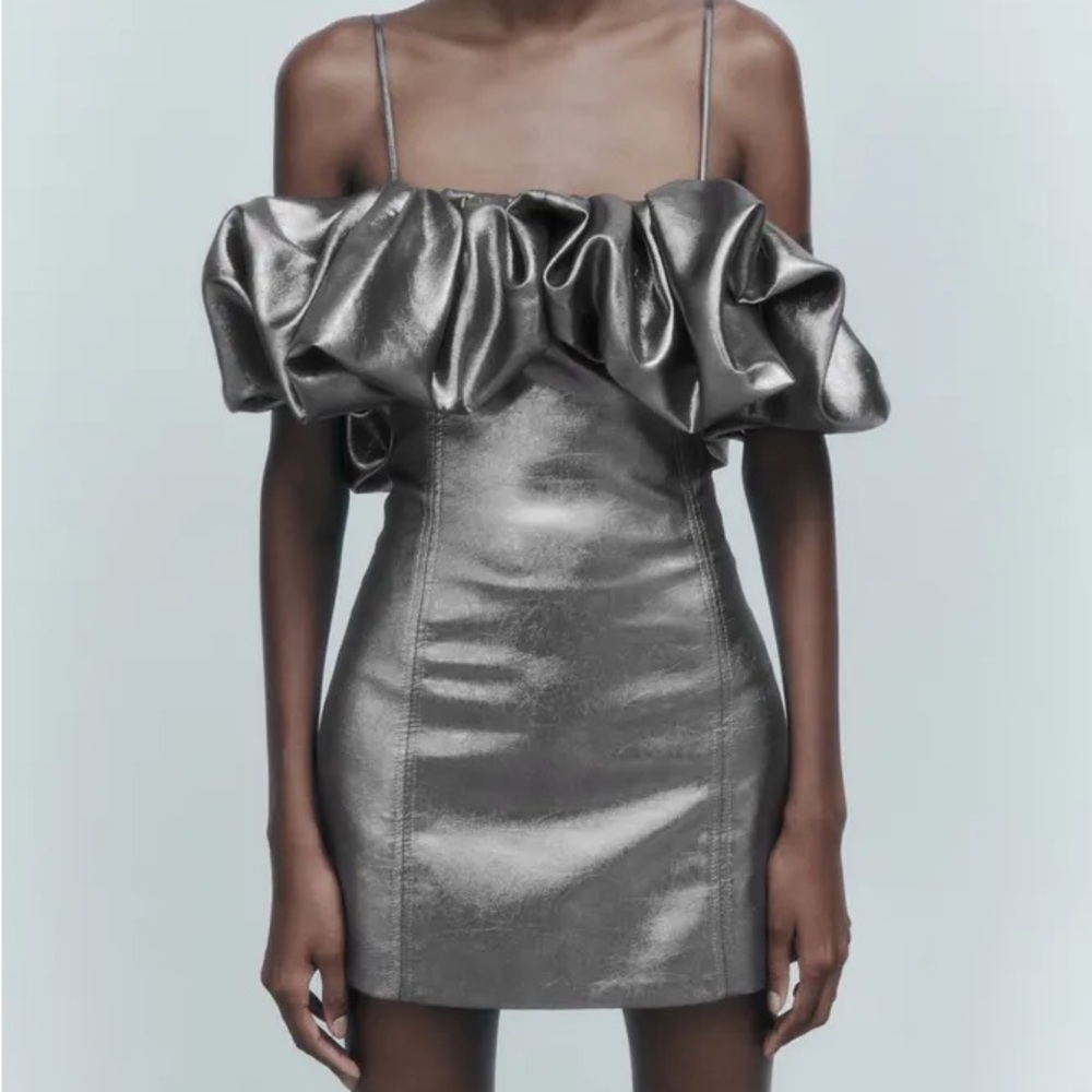 Zara Voluminous Short Dress